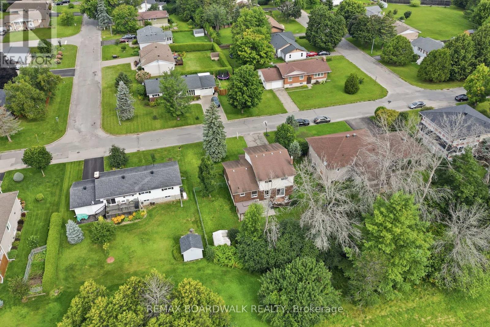 8 Jessie Drive Property Photo 40
