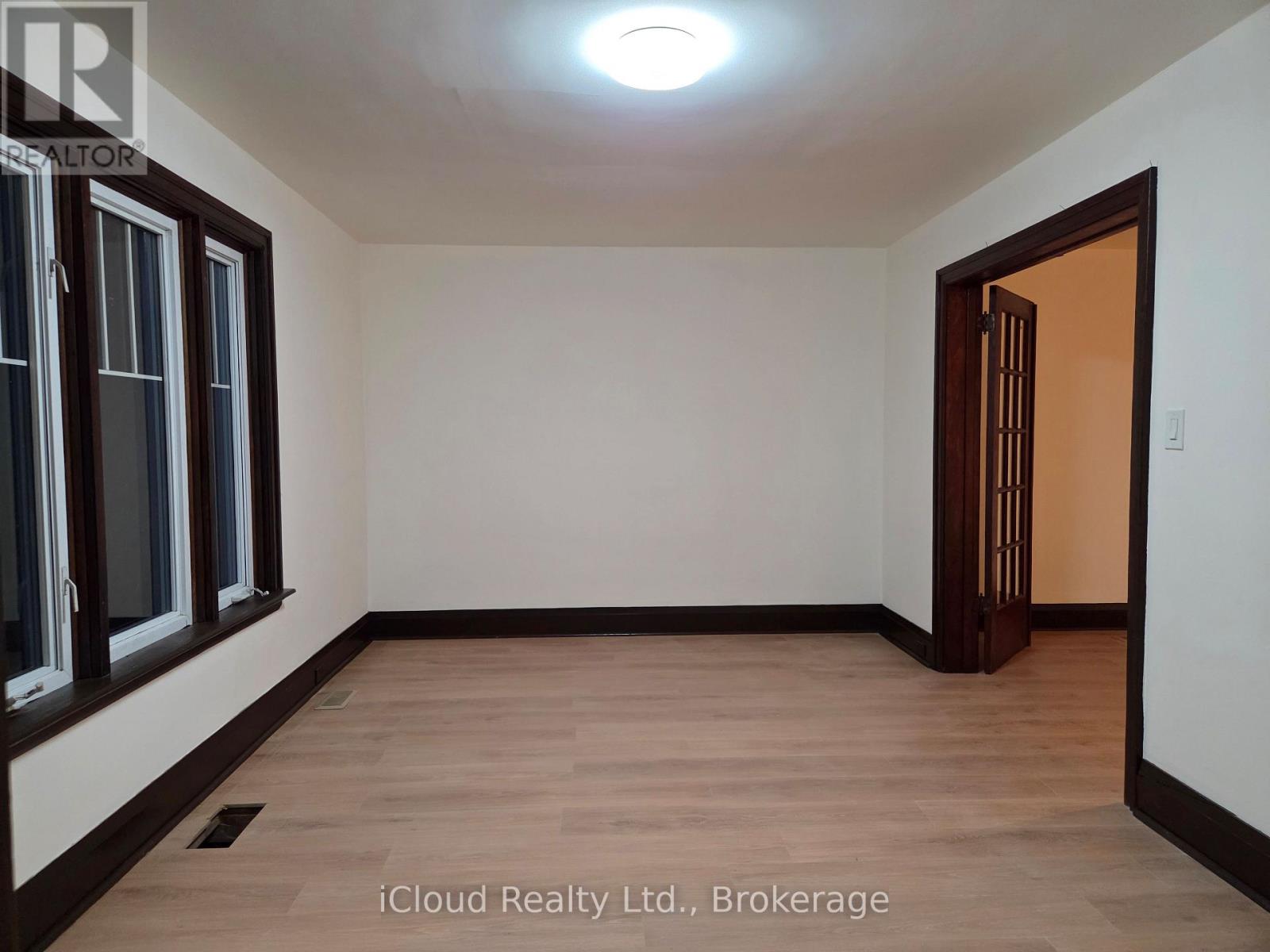 351521 17th Line Property Photo 19