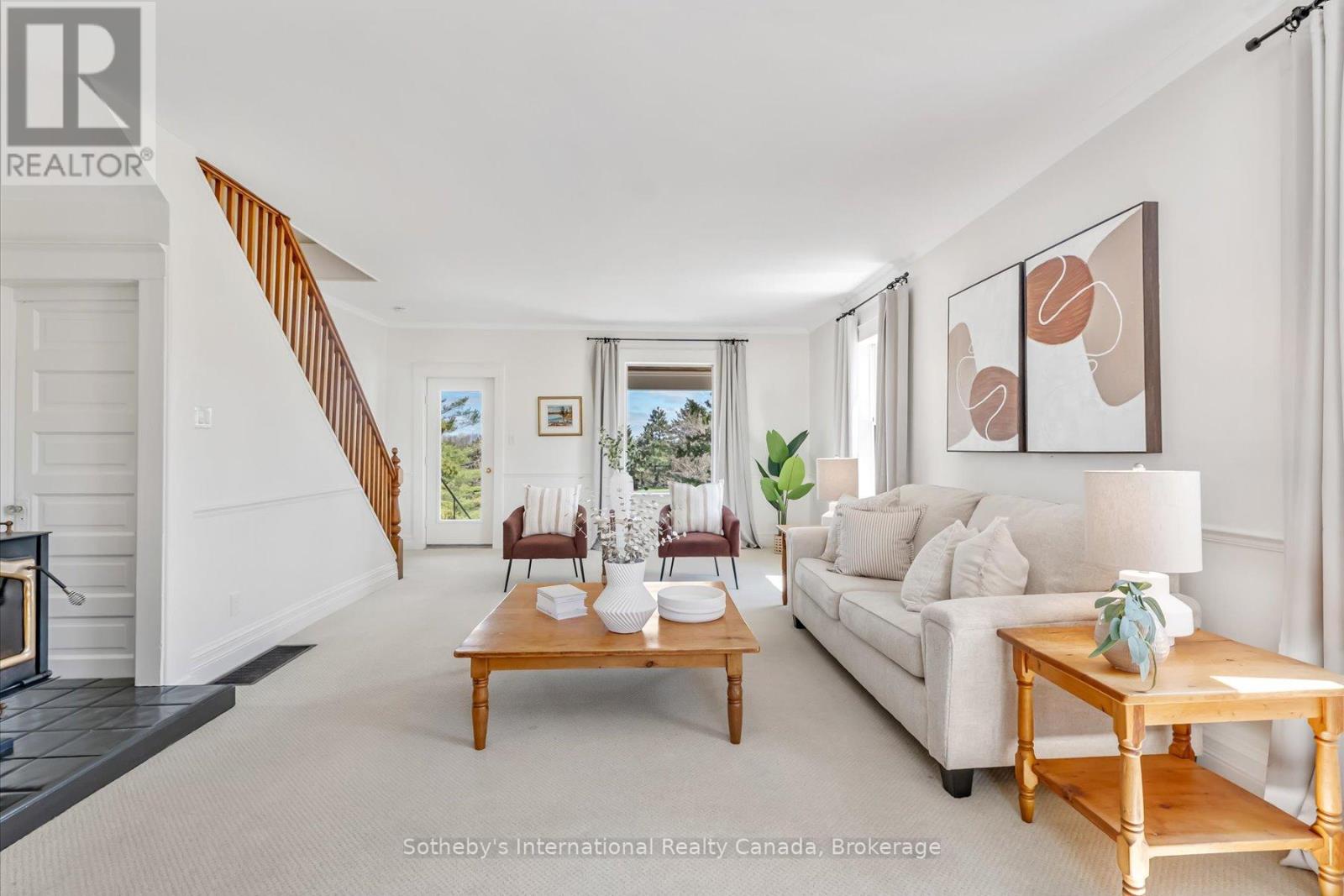 717218 1st Line E Property Photo 12