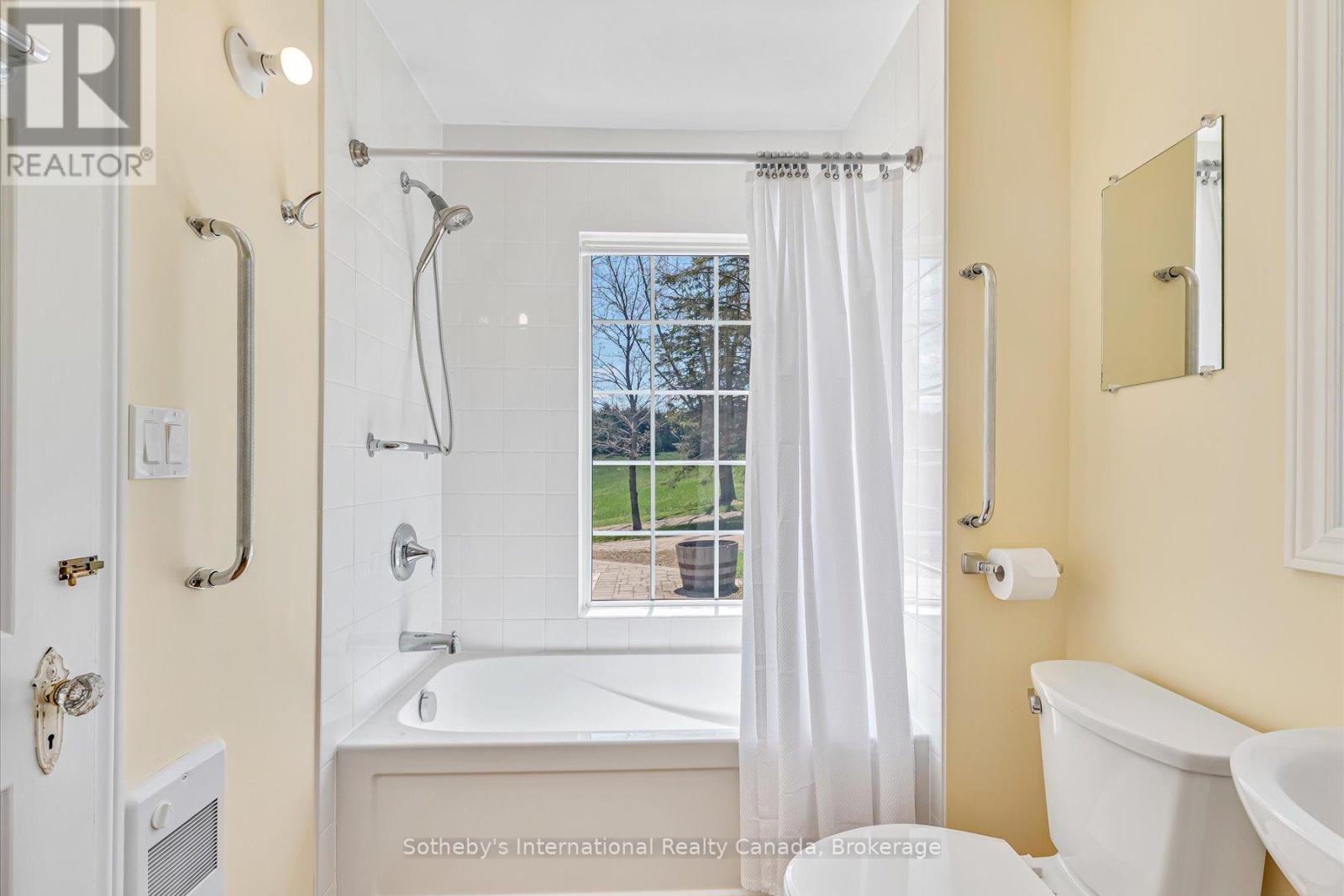 717218 1st Line E Property Photo 21