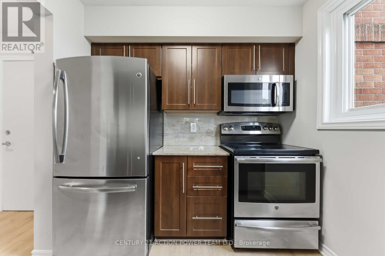 115 - 345 Centrum Boulevard Property Photo 17