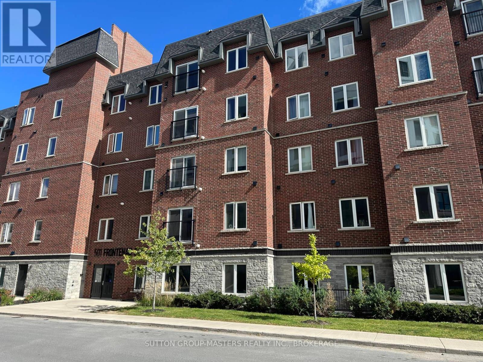 413 - 501 Frontenac Street Property Photo 1