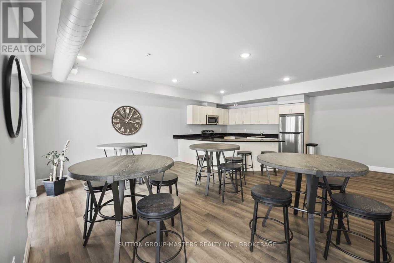413 - 501 Frontenac Street Property Photo 25