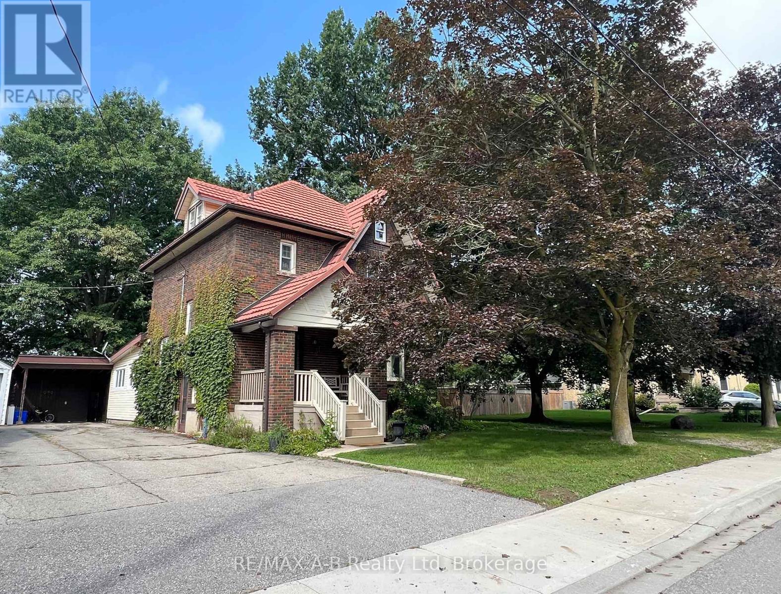 31 John Street Property Photo 1