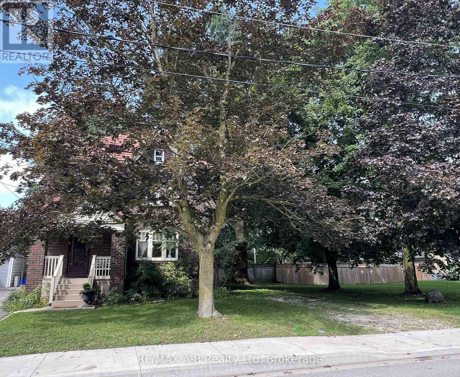 31 John Street Property Photo 6
