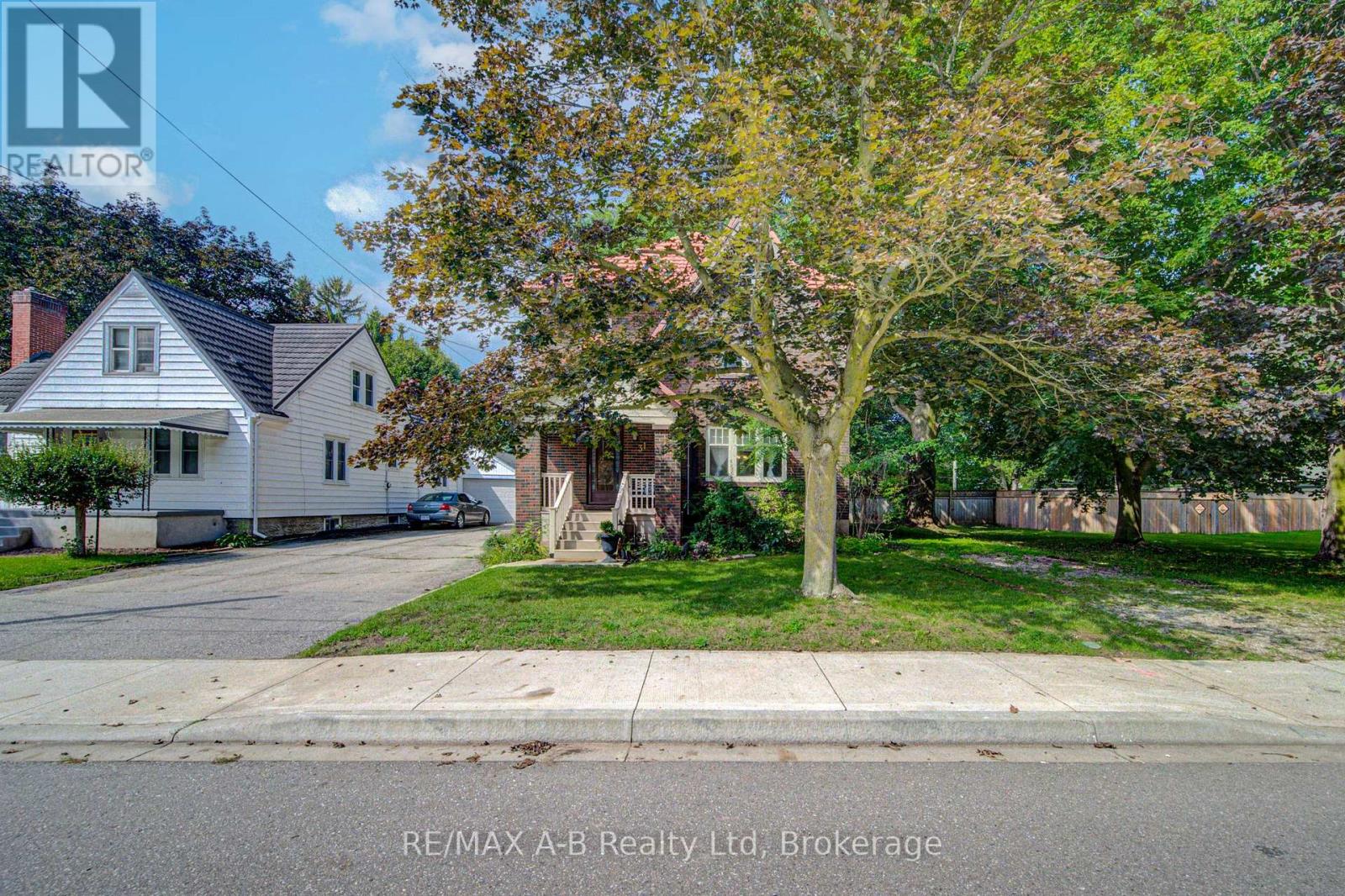 31 John Street Property Photo 7
