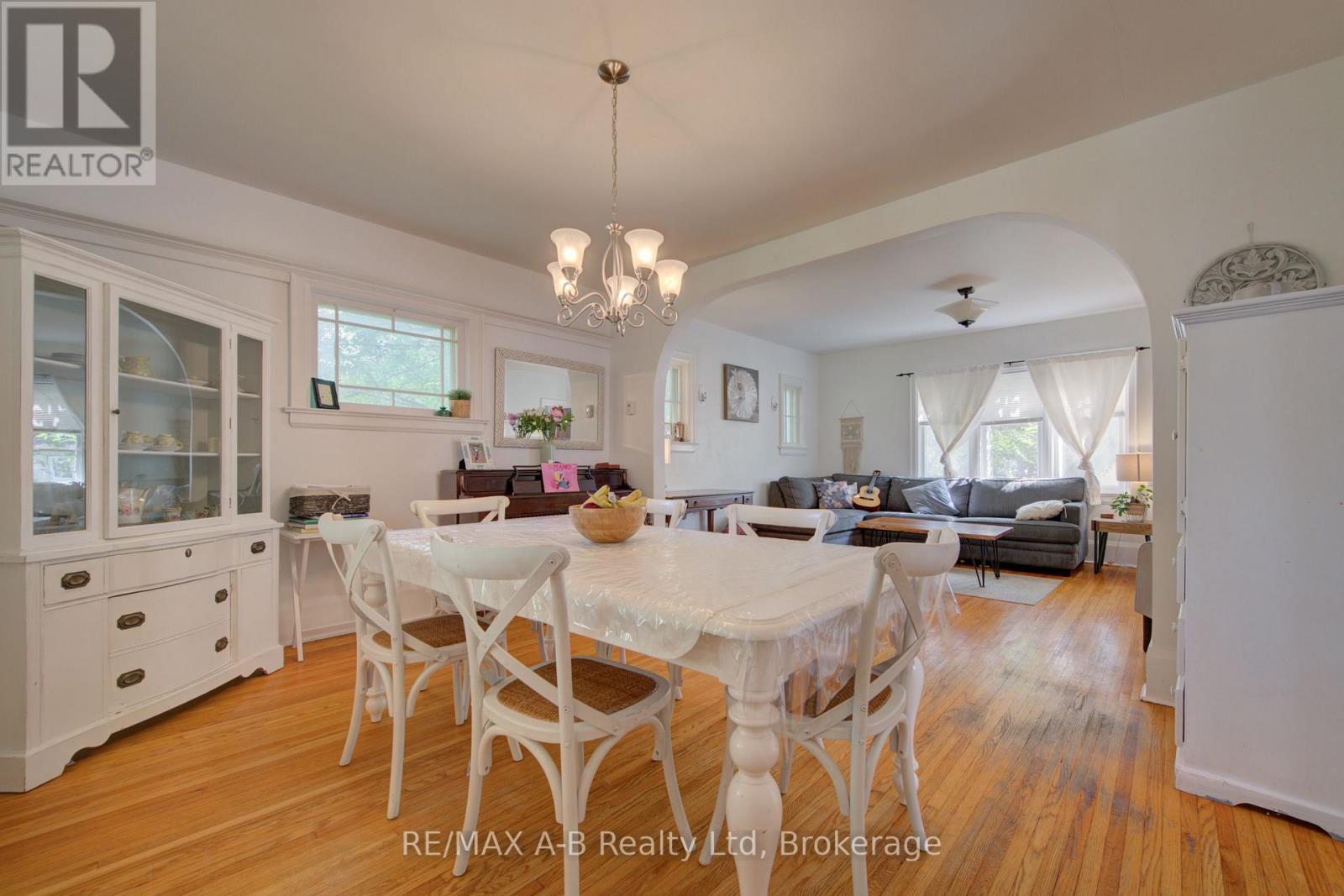 31 John Street Property Photo 16