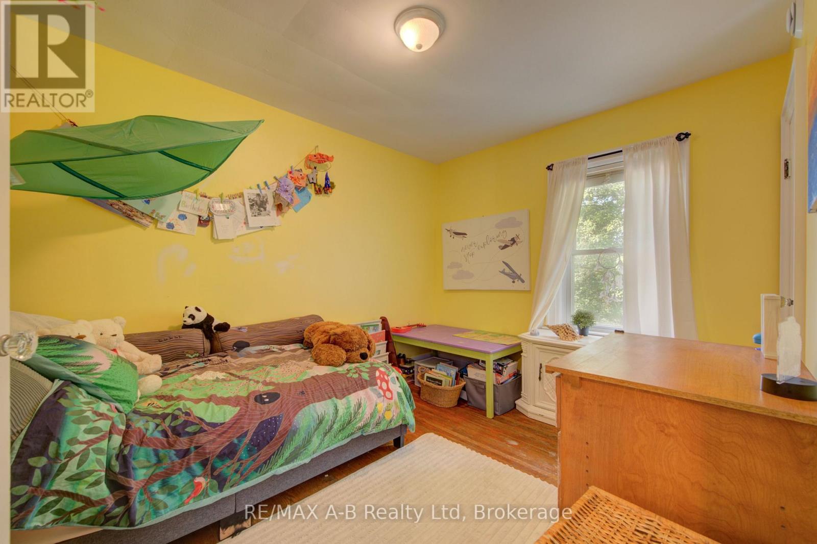 31 John Street Property Photo 24