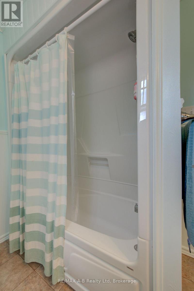 31 John Street Property Photo 26