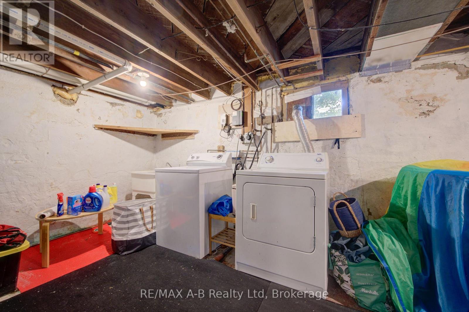 31 John Street Property Photo 30
