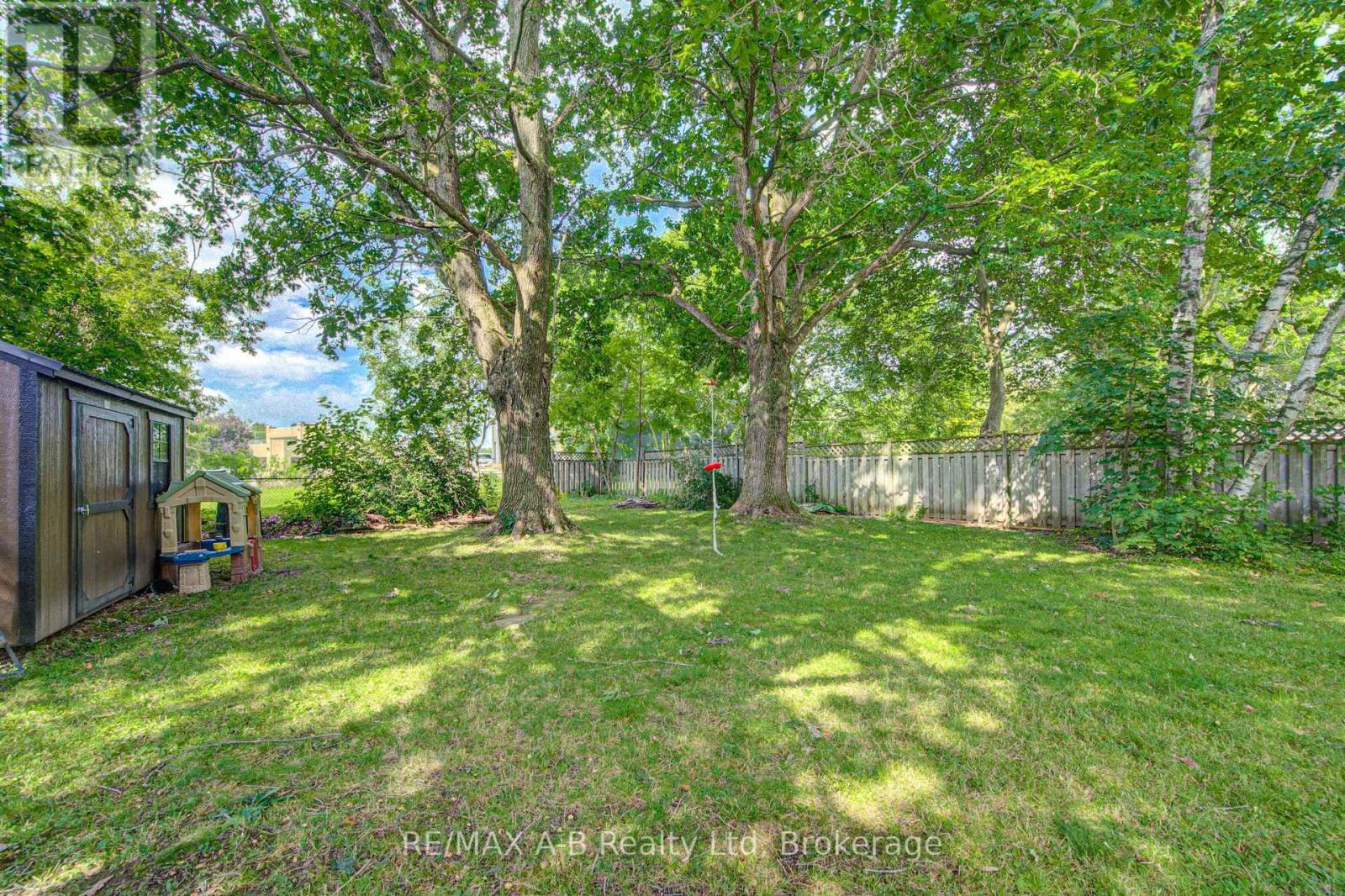31 John Street Property Photo 36