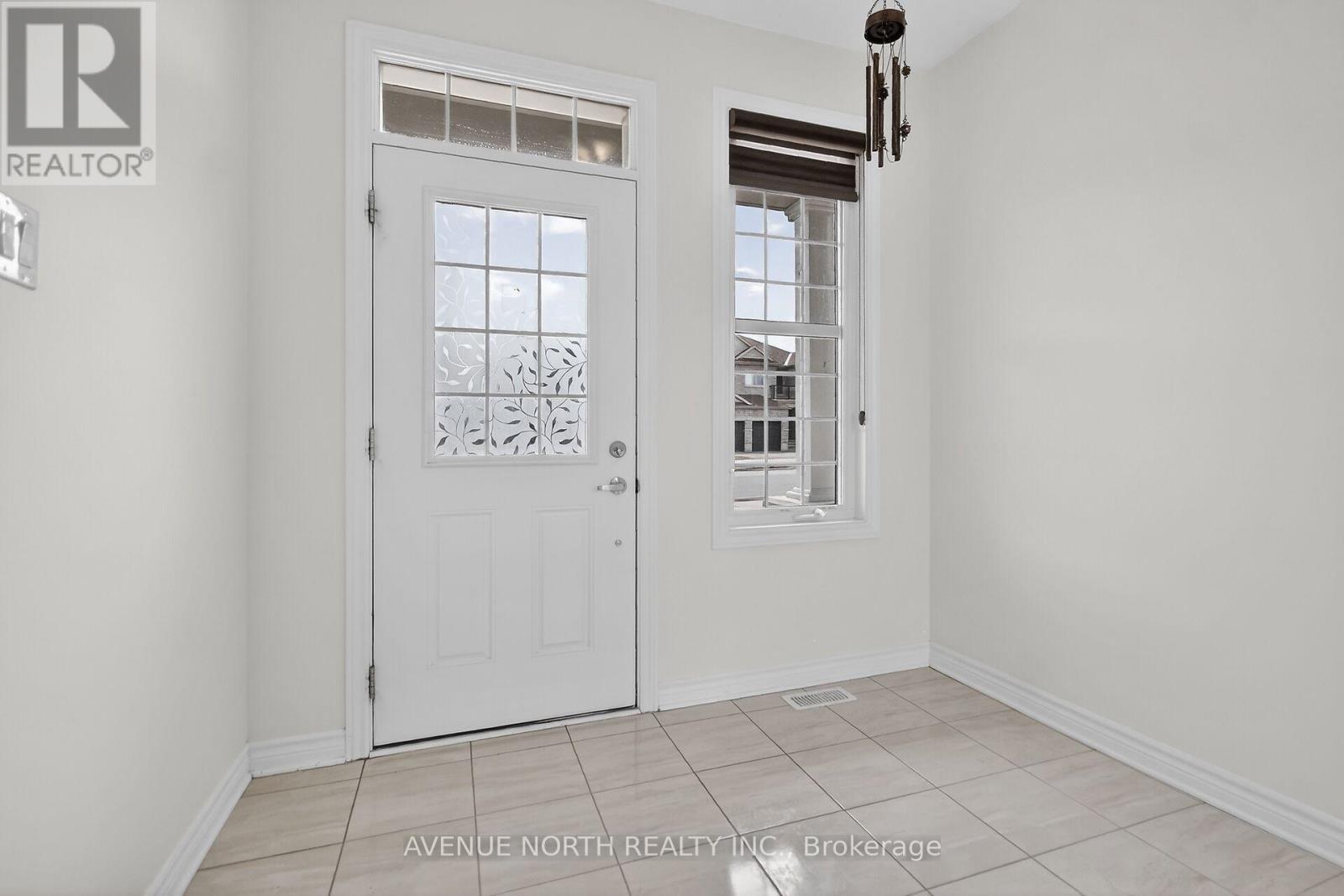 110 Dun Skipper Drive Property Photo 3