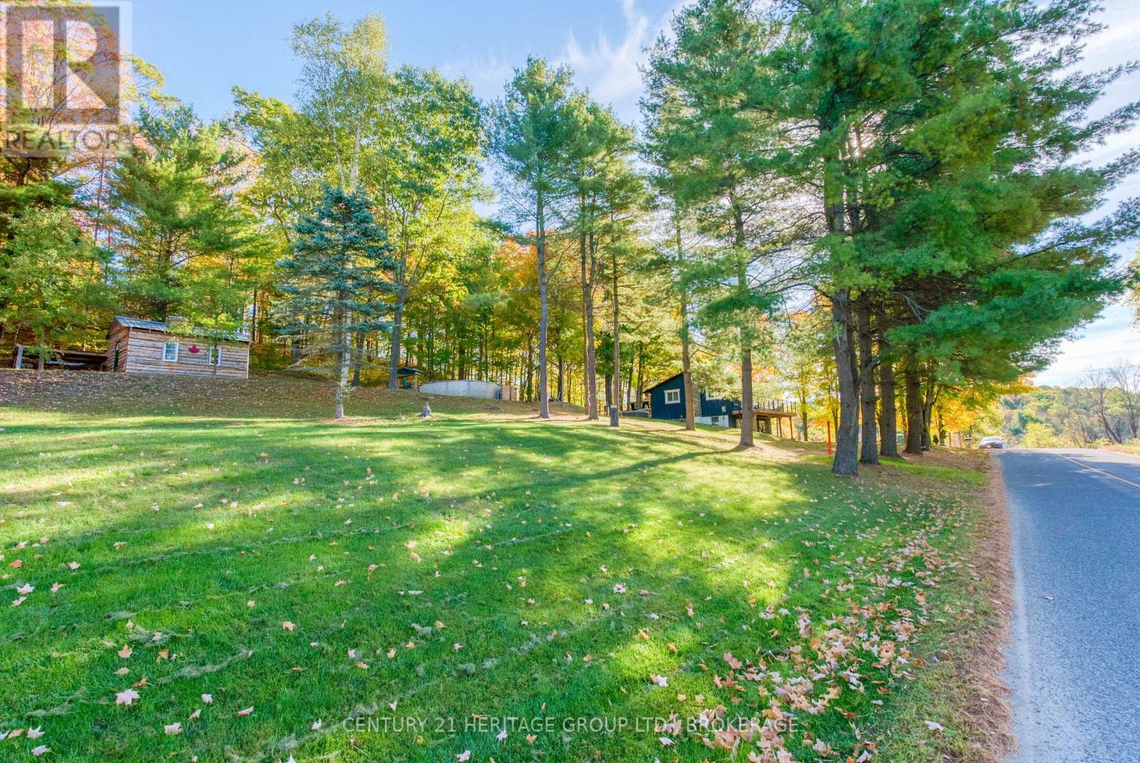 10874 Canoe Lake Road Property Photo 2