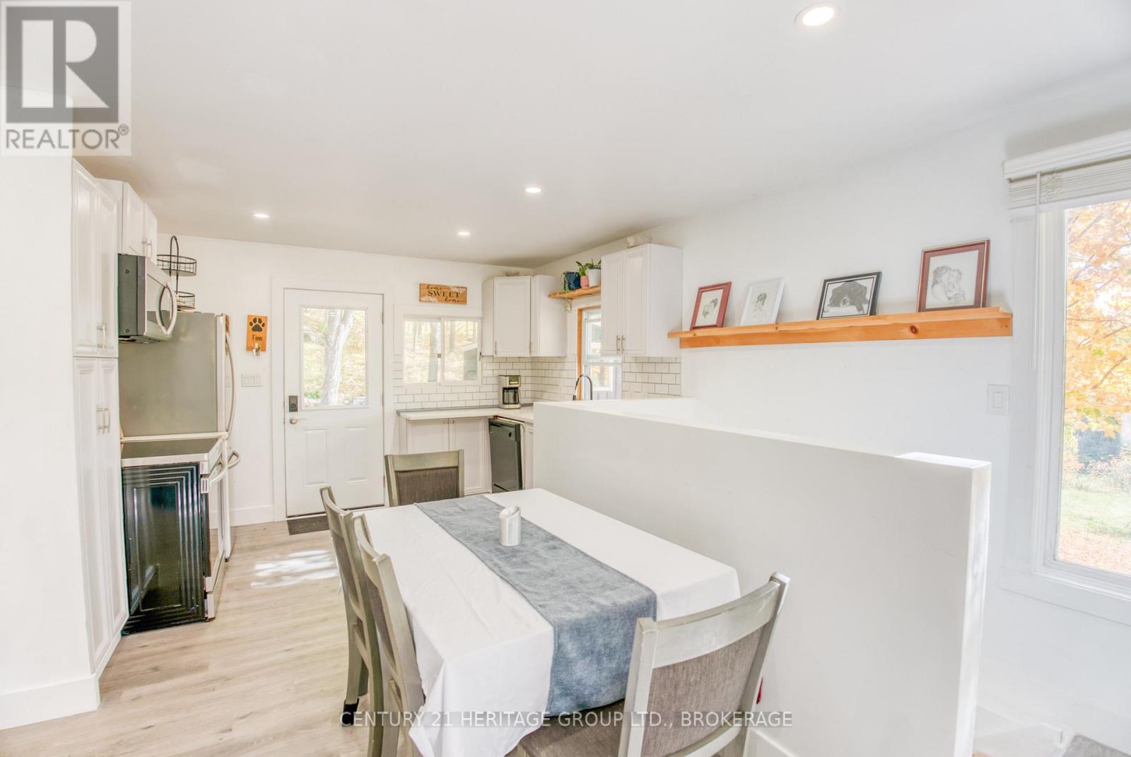 10874 Canoe Lake Road Property Photo 20