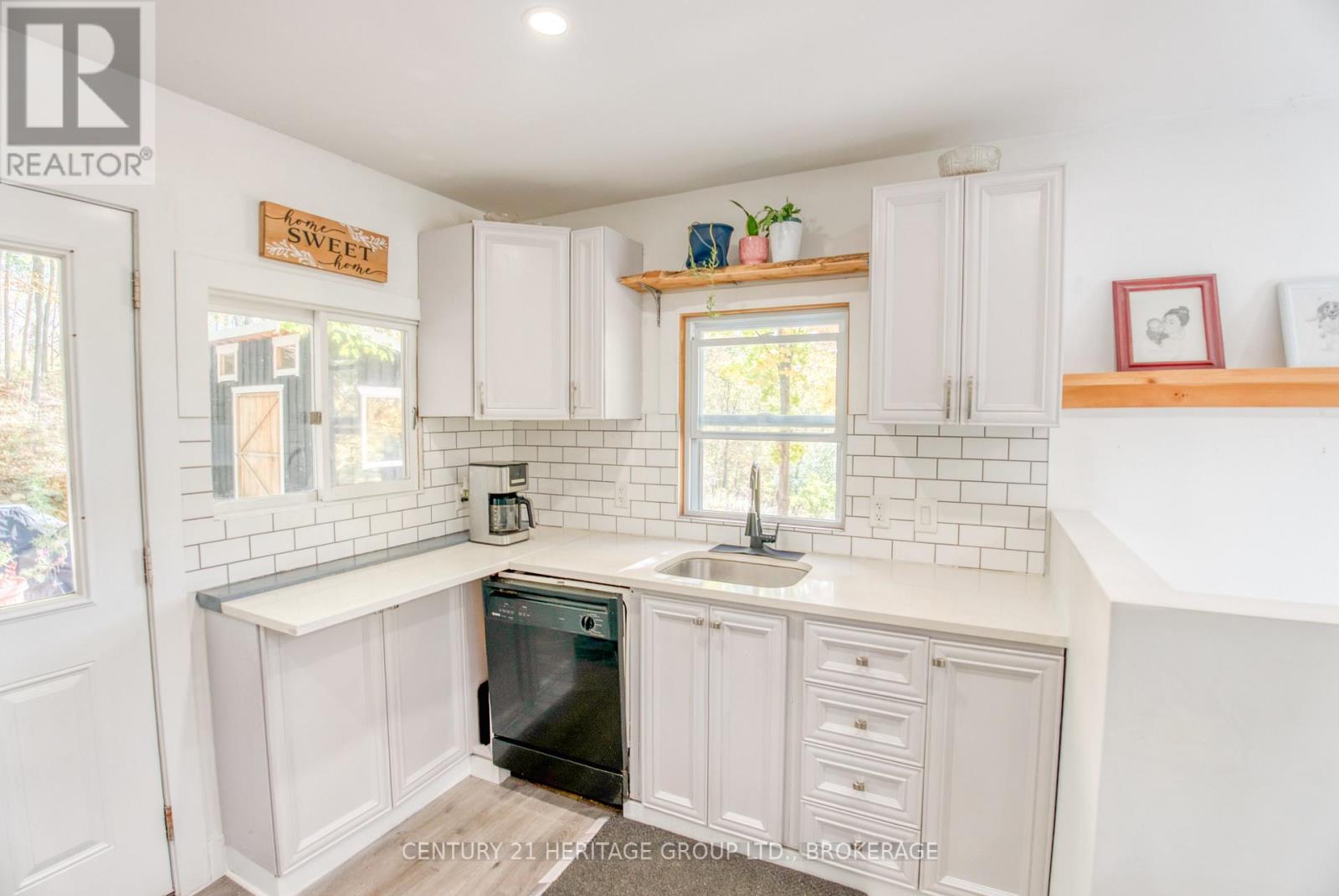 10874 Canoe Lake Road Property Photo 23