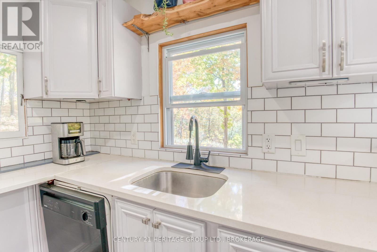 10874 Canoe Lake Road Property Photo 24