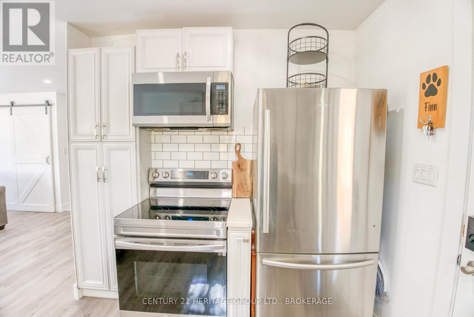 10874 Canoe Lake Road Property Photo 26