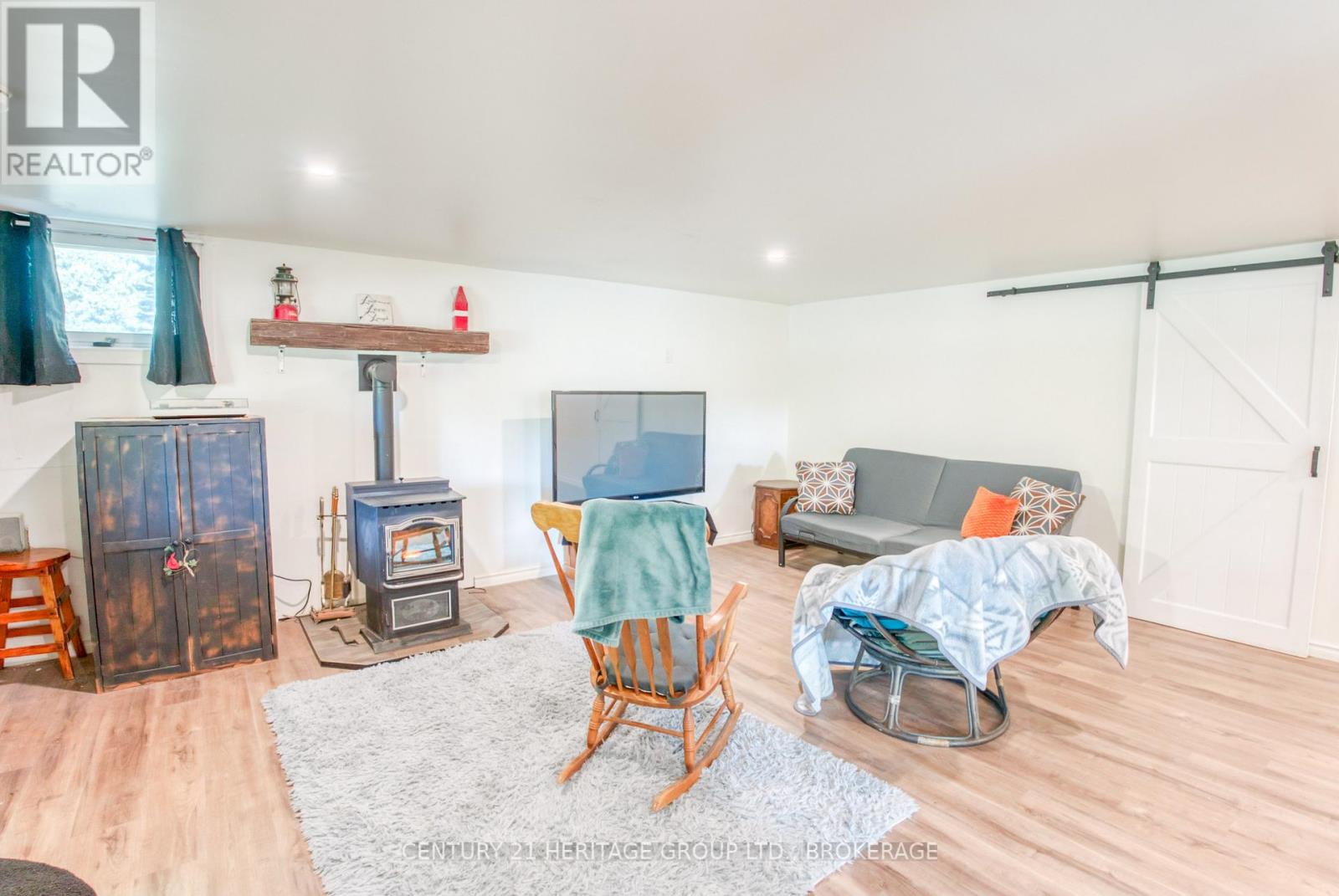 10874 Canoe Lake Road Property Photo 36