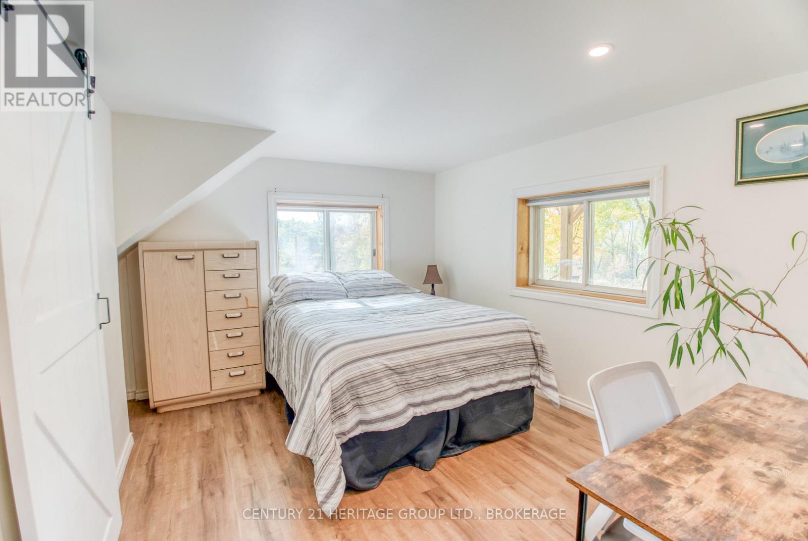 10874 Canoe Lake Road Property Photo 38