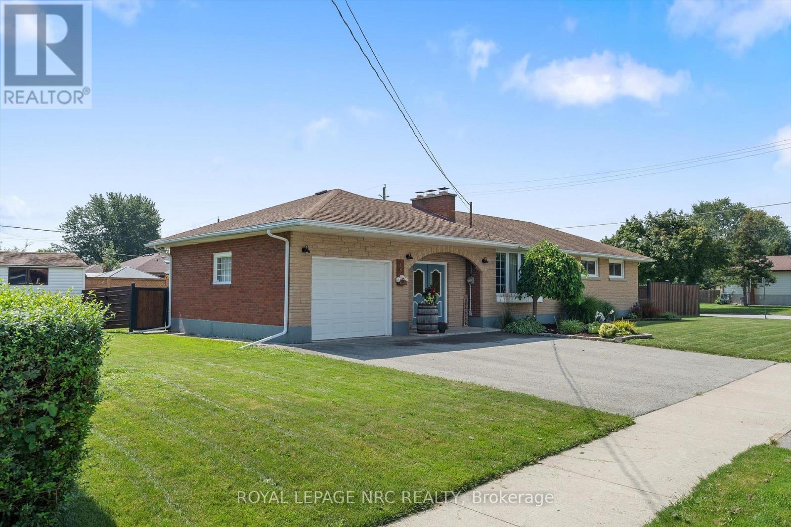 161 Catherine Street Property Photo 2