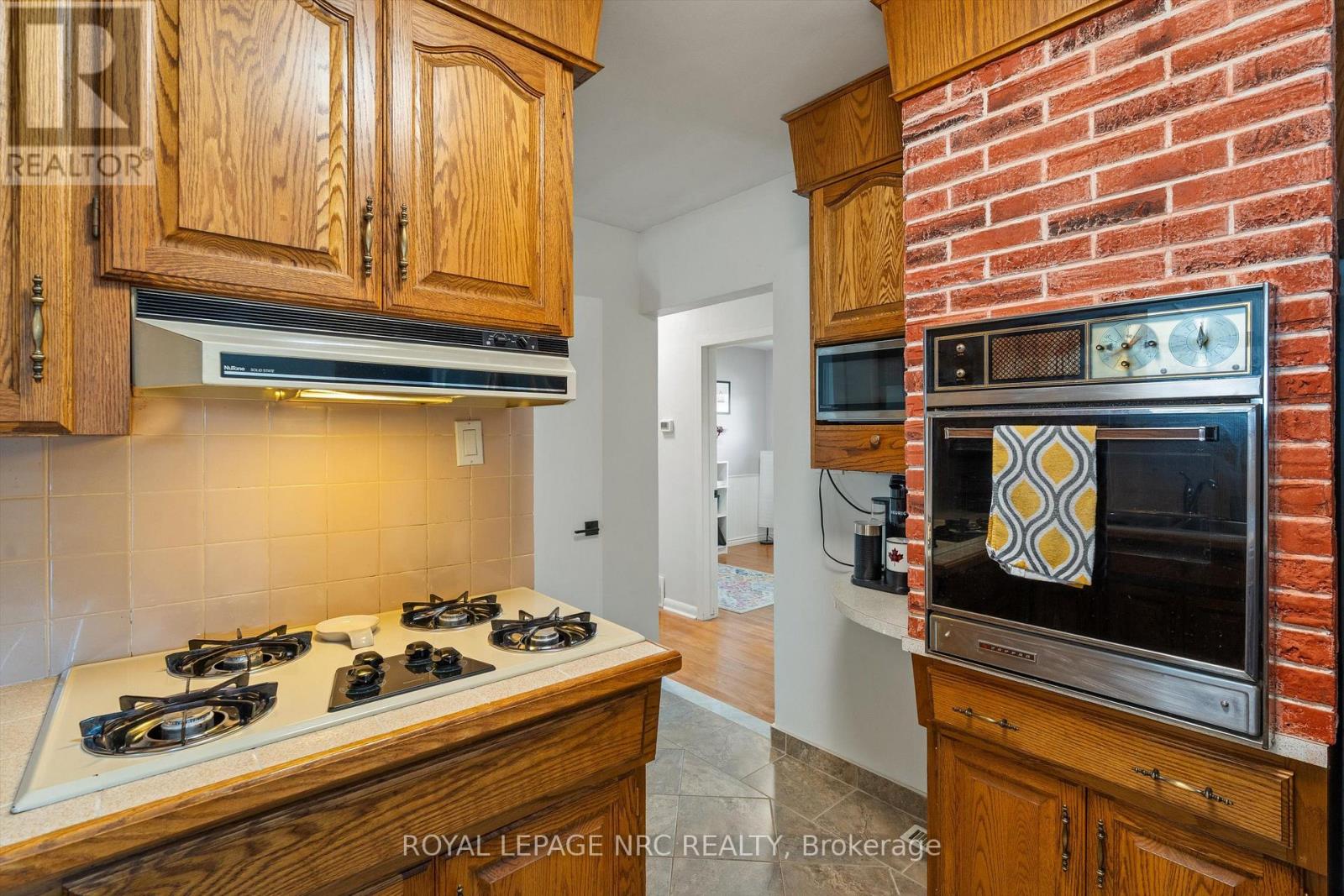 161 Catherine Street Property Photo 16