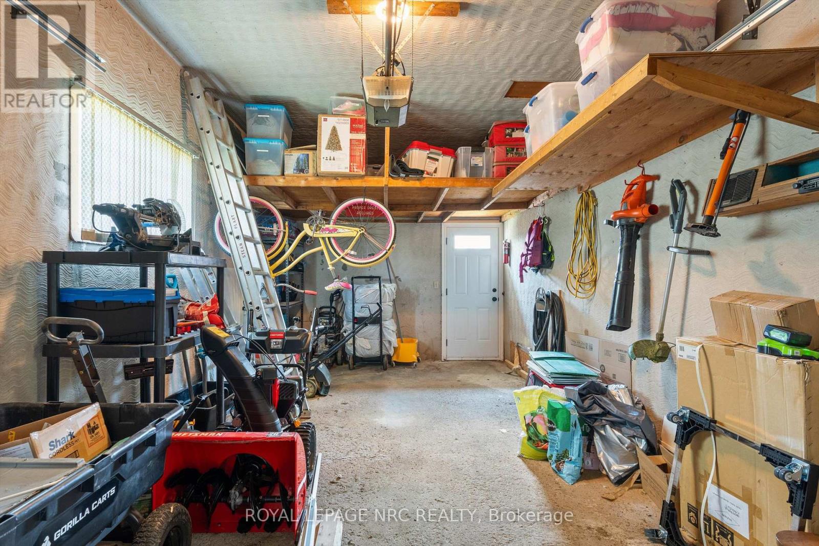 161 Catherine Street Property Photo 34