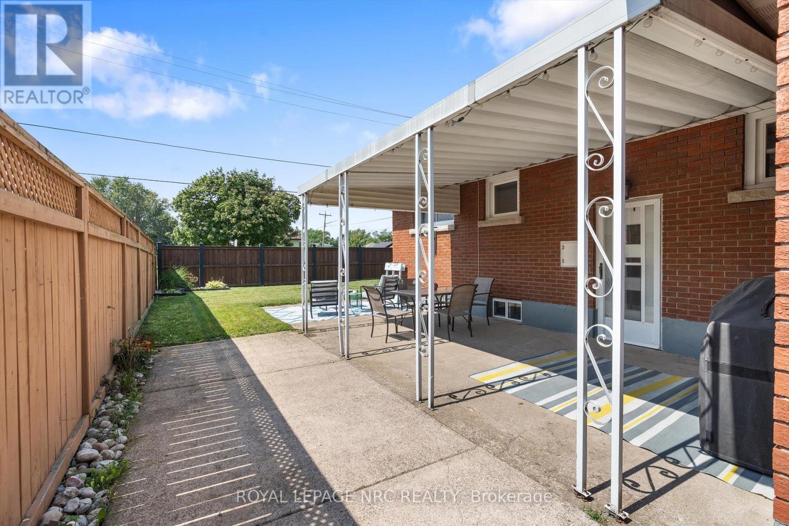161 Catherine Street Property Photo 35