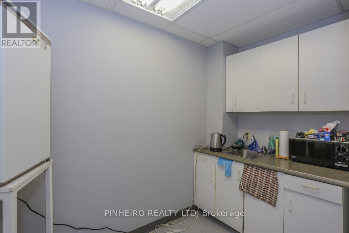 3 - 115 Midpark Road Property Photo 10