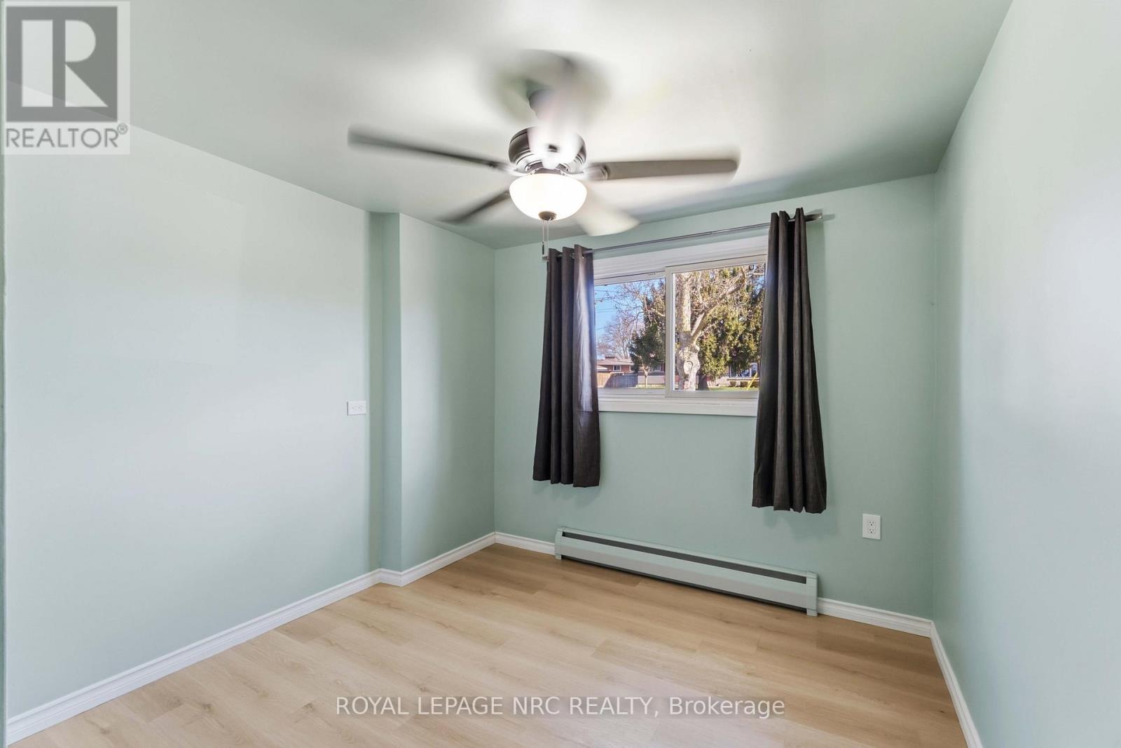 4485 Queensway Crescent Property Photo 23