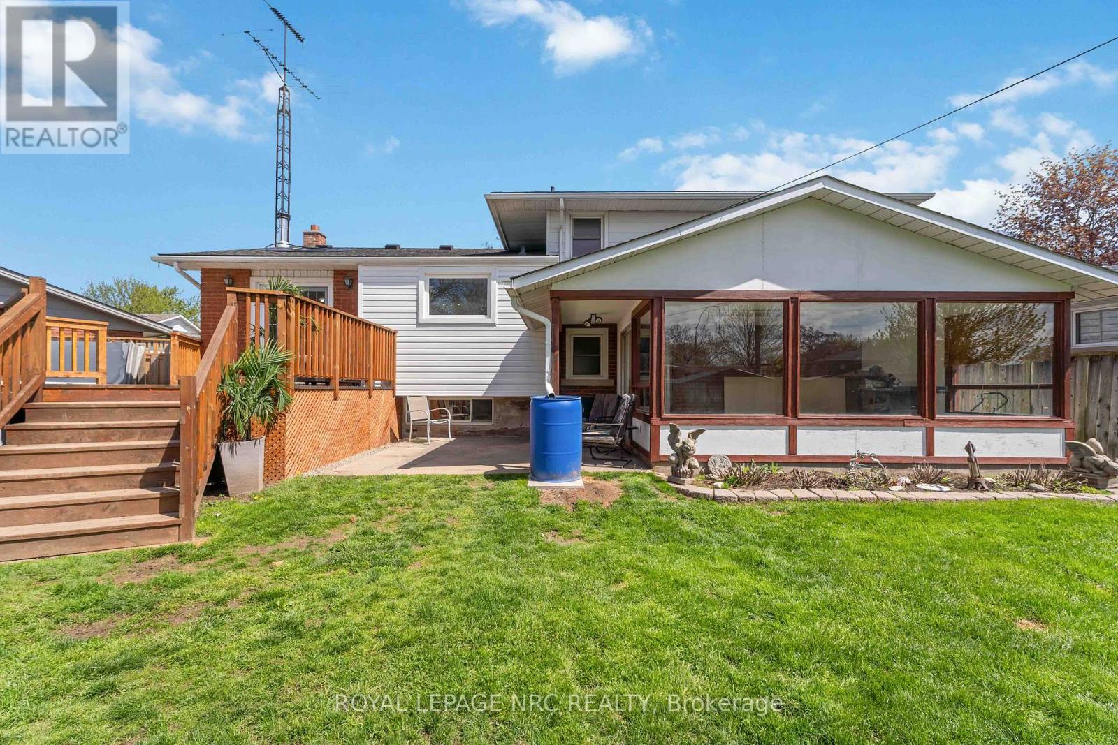 4485 Queensway Crescent Property Photo 34