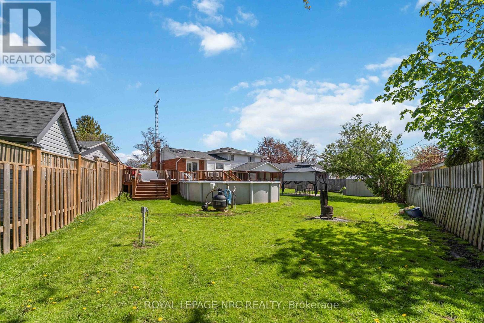 4485 Queensway Crescent Property Photo 36