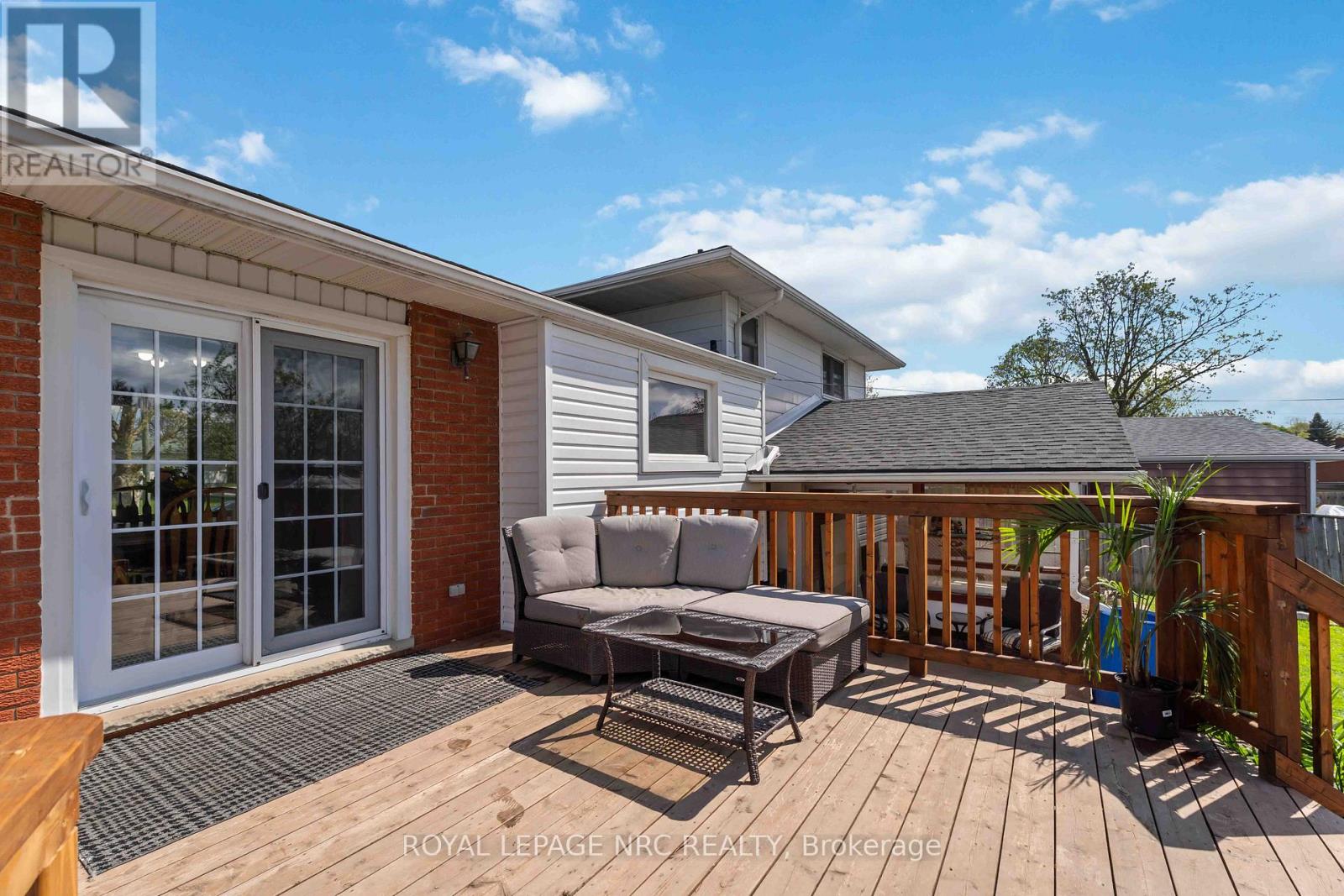 4485 Queensway Crescent Property Photo 40