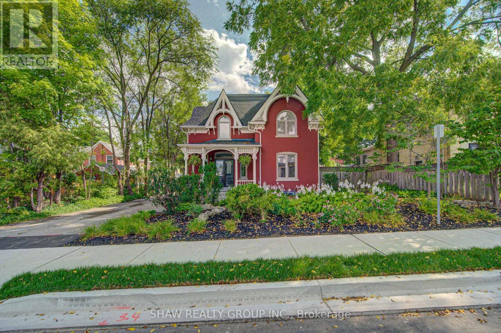 15 Gilholm Avenue Property Photo 6