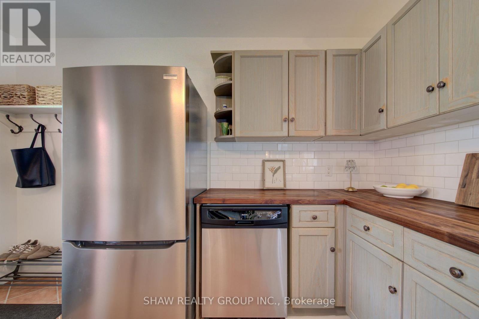 15 Gilholm Avenue Property Photo 26