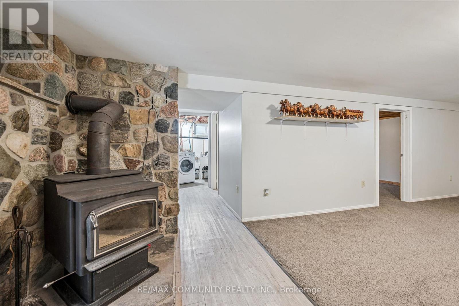 2063 George Street Property Photo 27