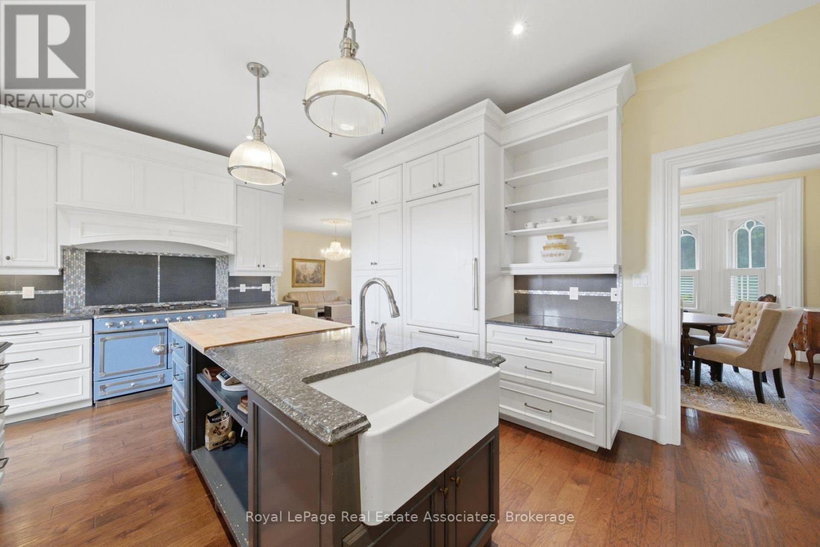 398 Canboro Road Property Photo 8