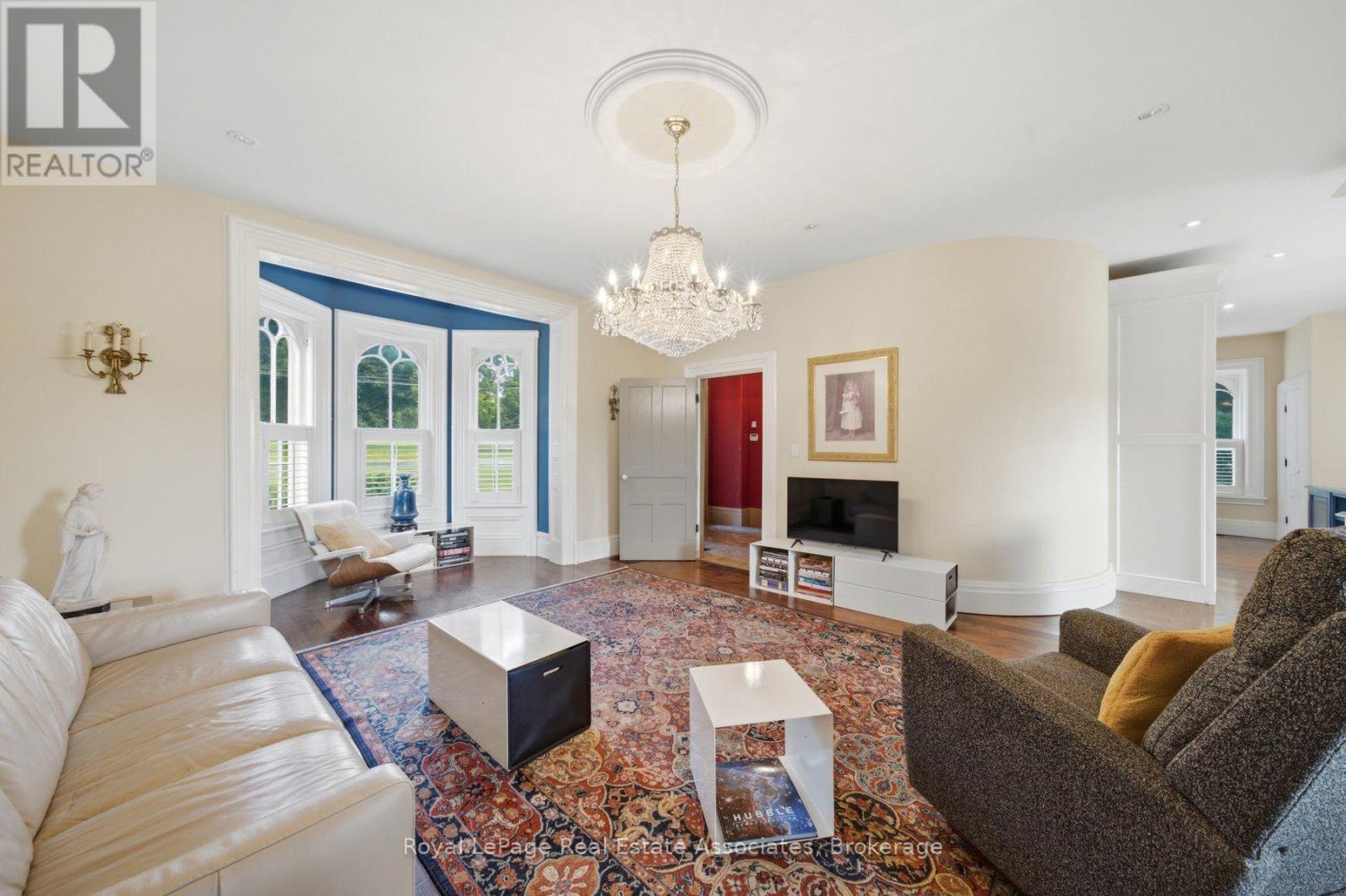 398 Canboro Road Property Photo 13