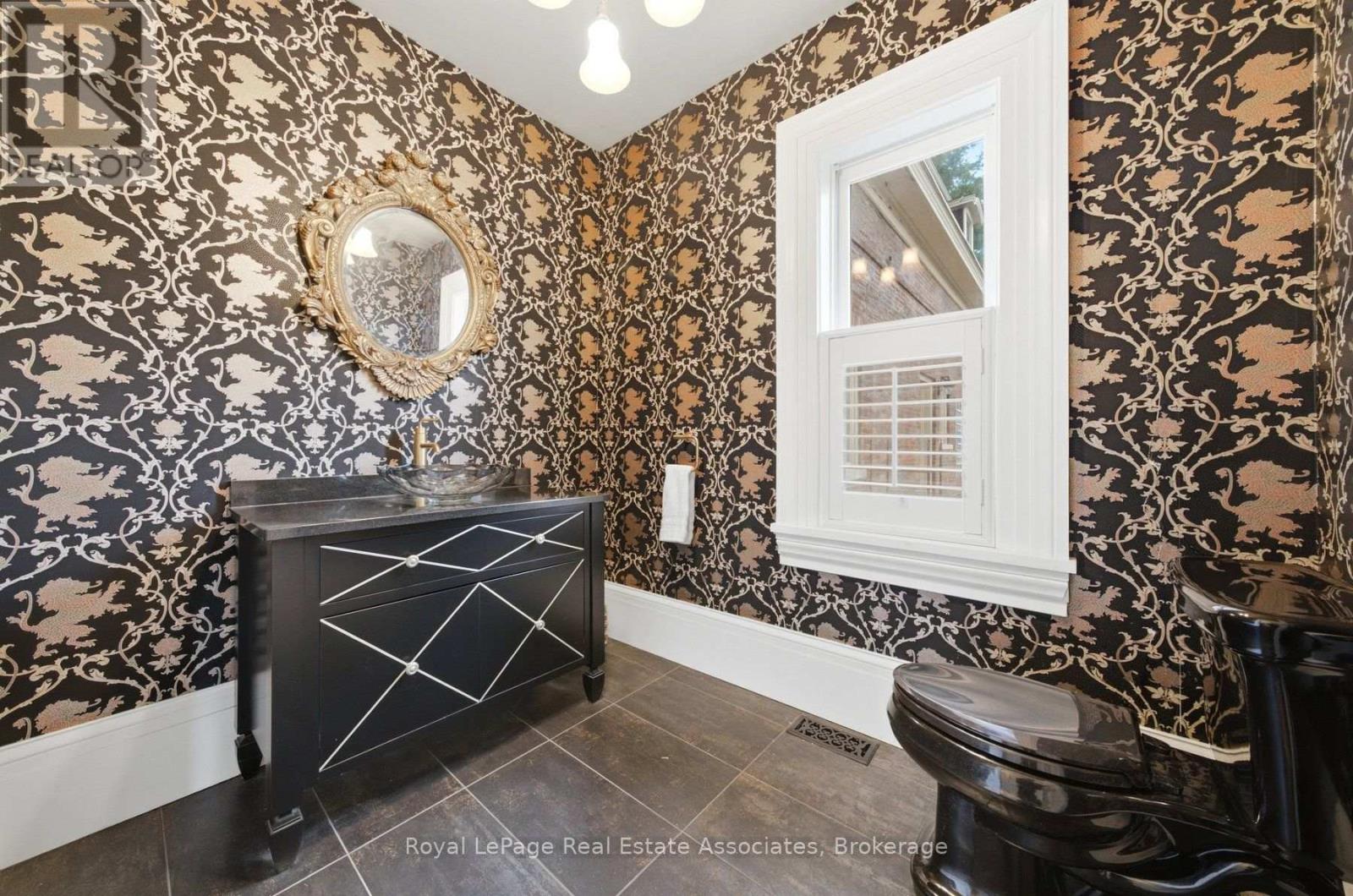 398 Canboro Road Property Photo 19