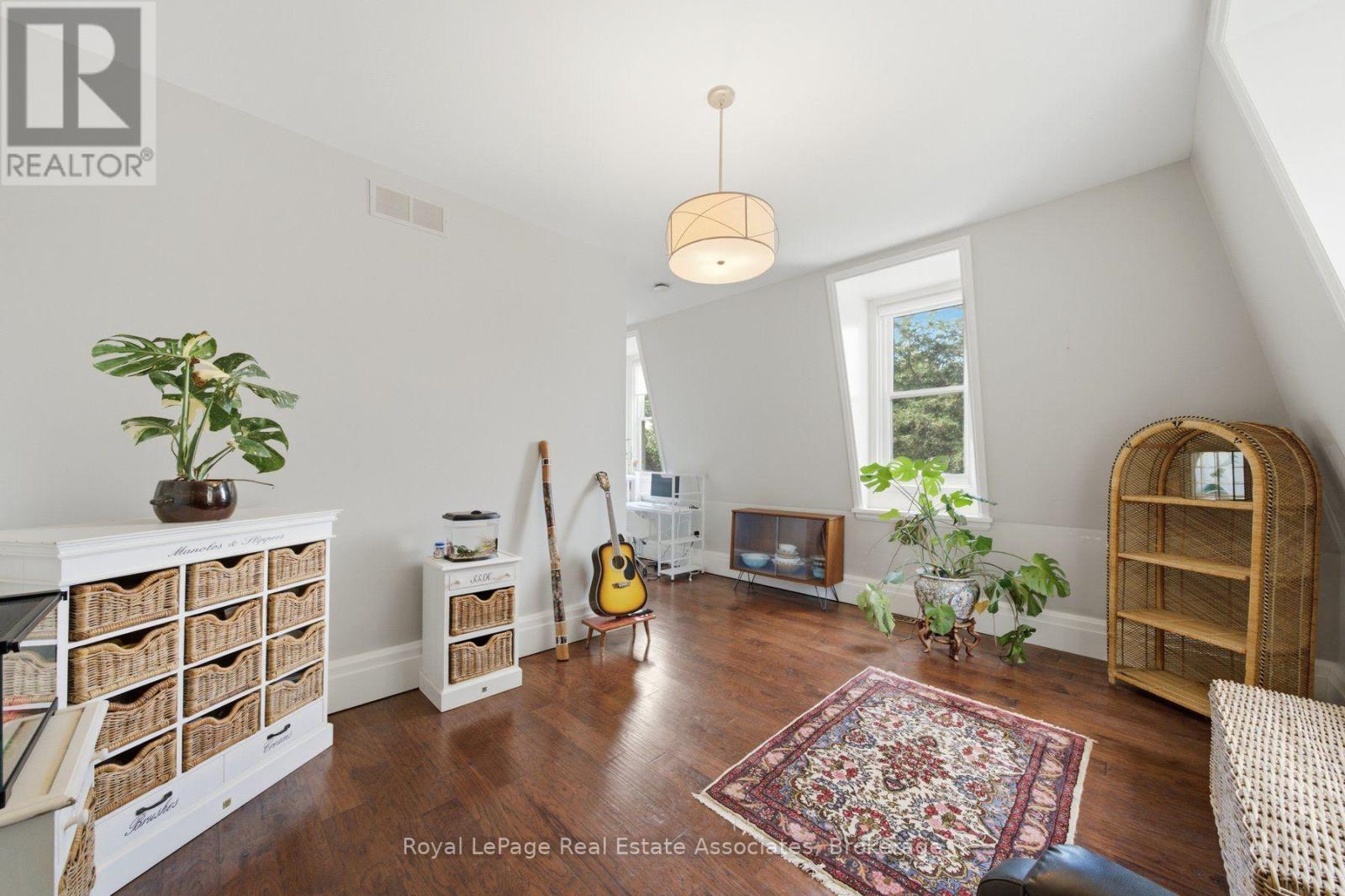 398 Canboro Road Property Photo 31