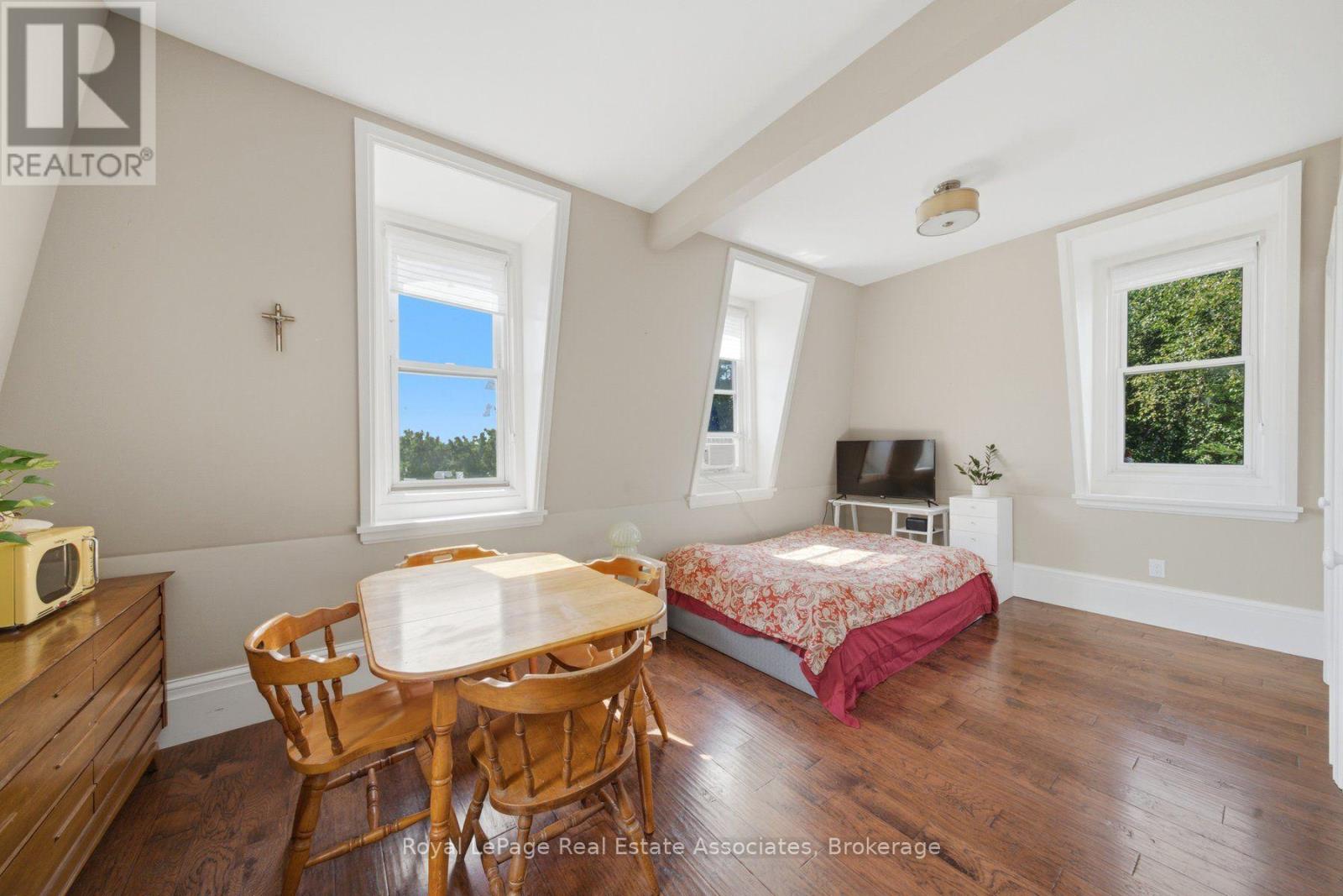 398 Canboro Road Property Photo 36