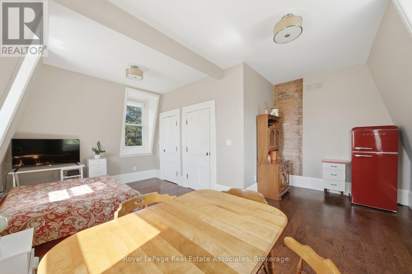 398 Canboro Road Property Photo 37