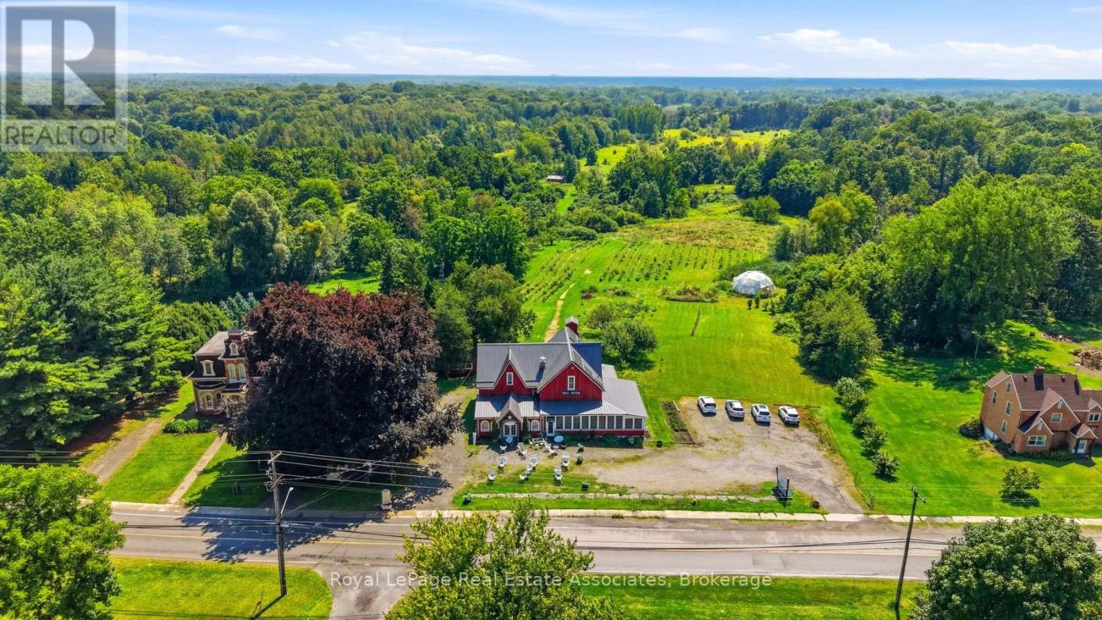 398 Canboro Road Property Photo 43