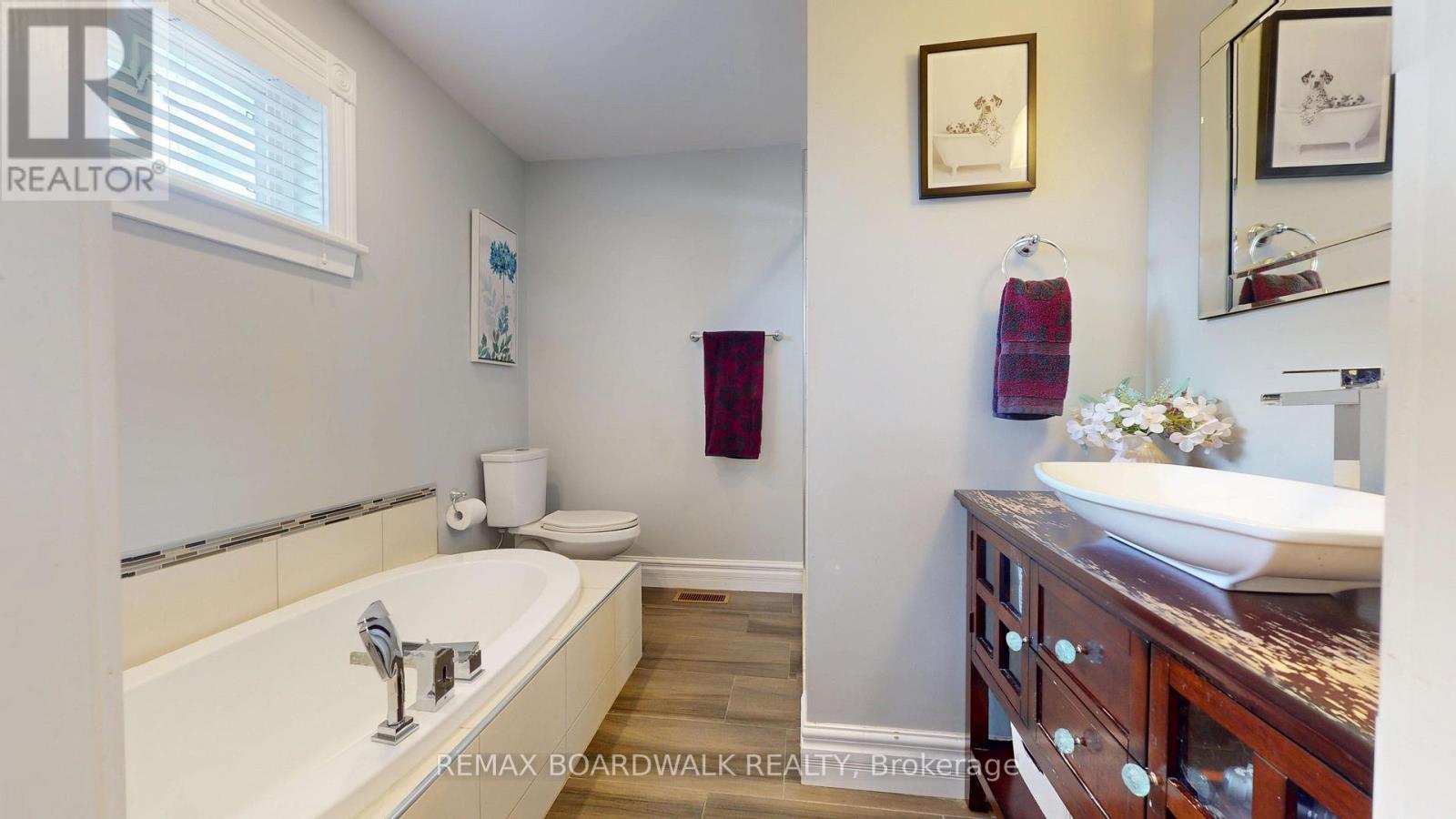 51 Ormond Street Property Photo 24