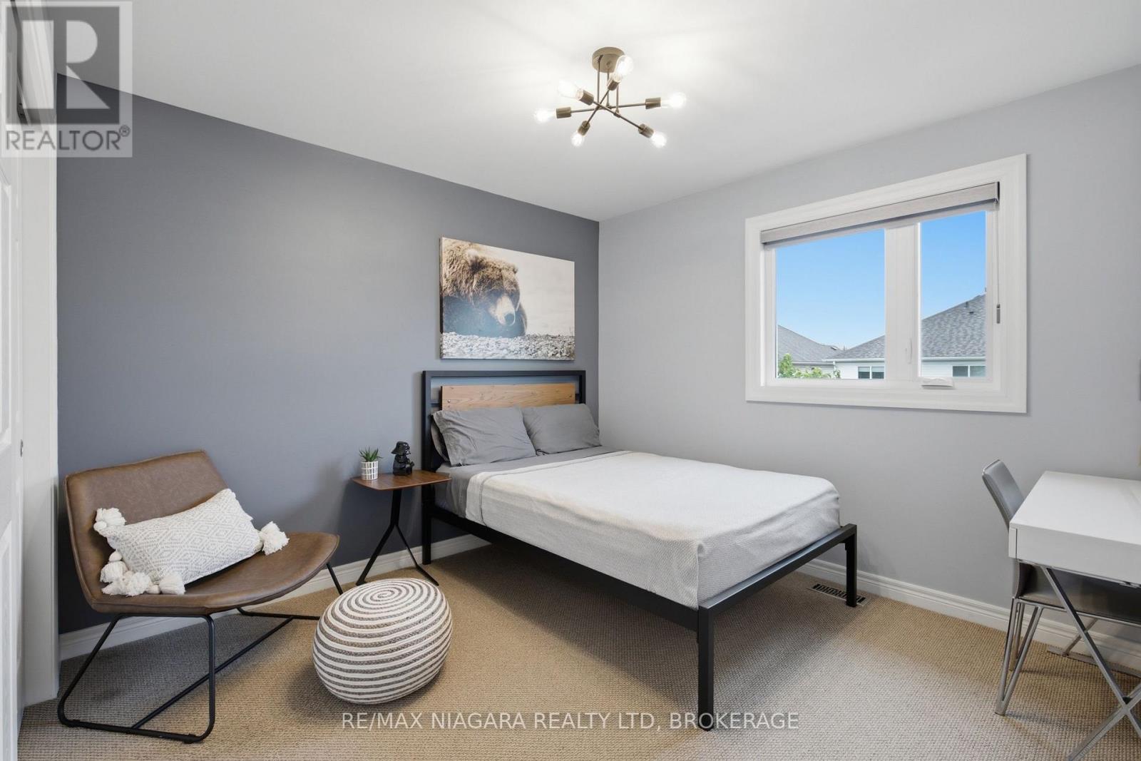 15 Cozocar Crescent Property Photo 6