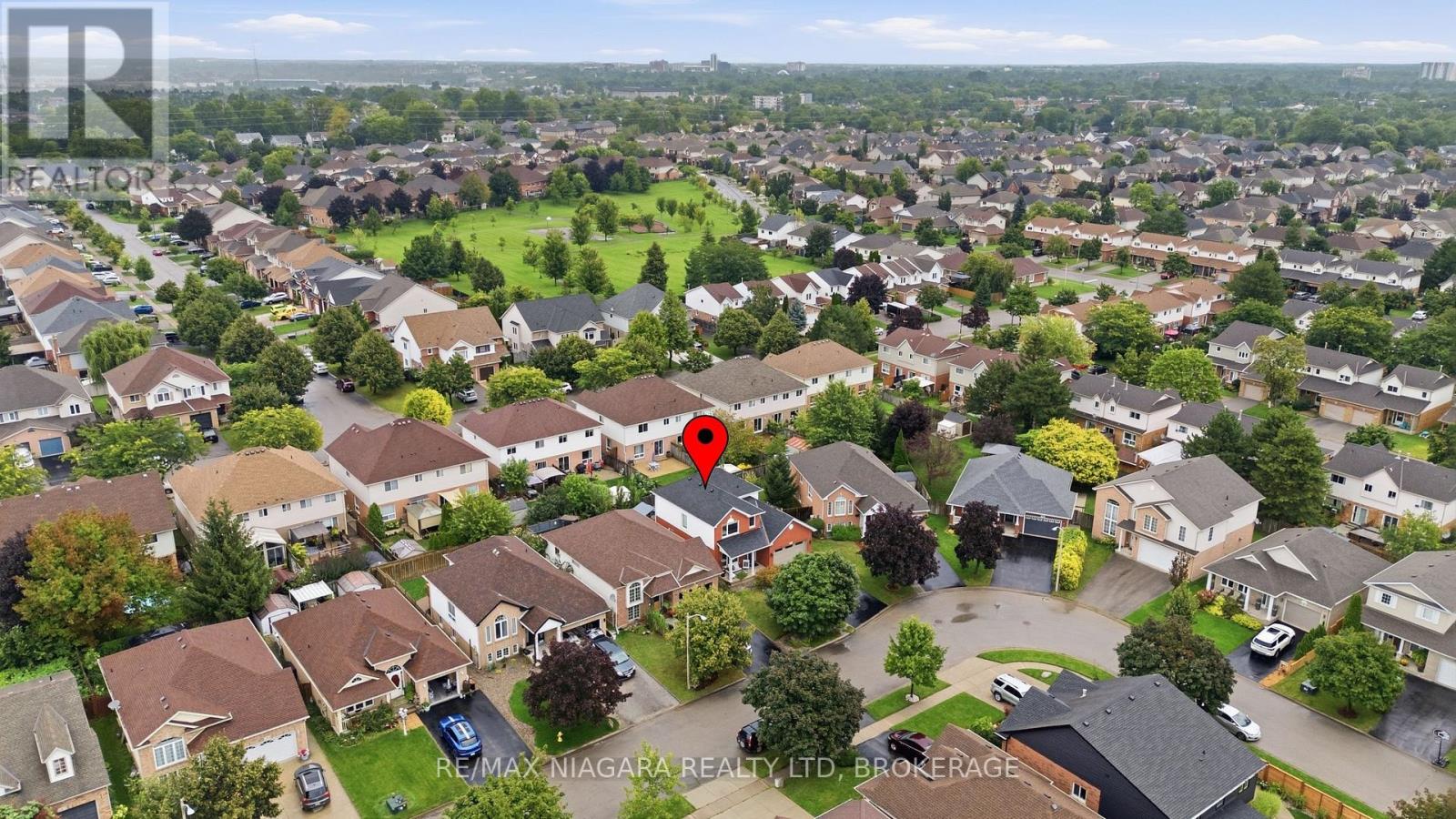 15 Cozocar Crescent Property Photo 22