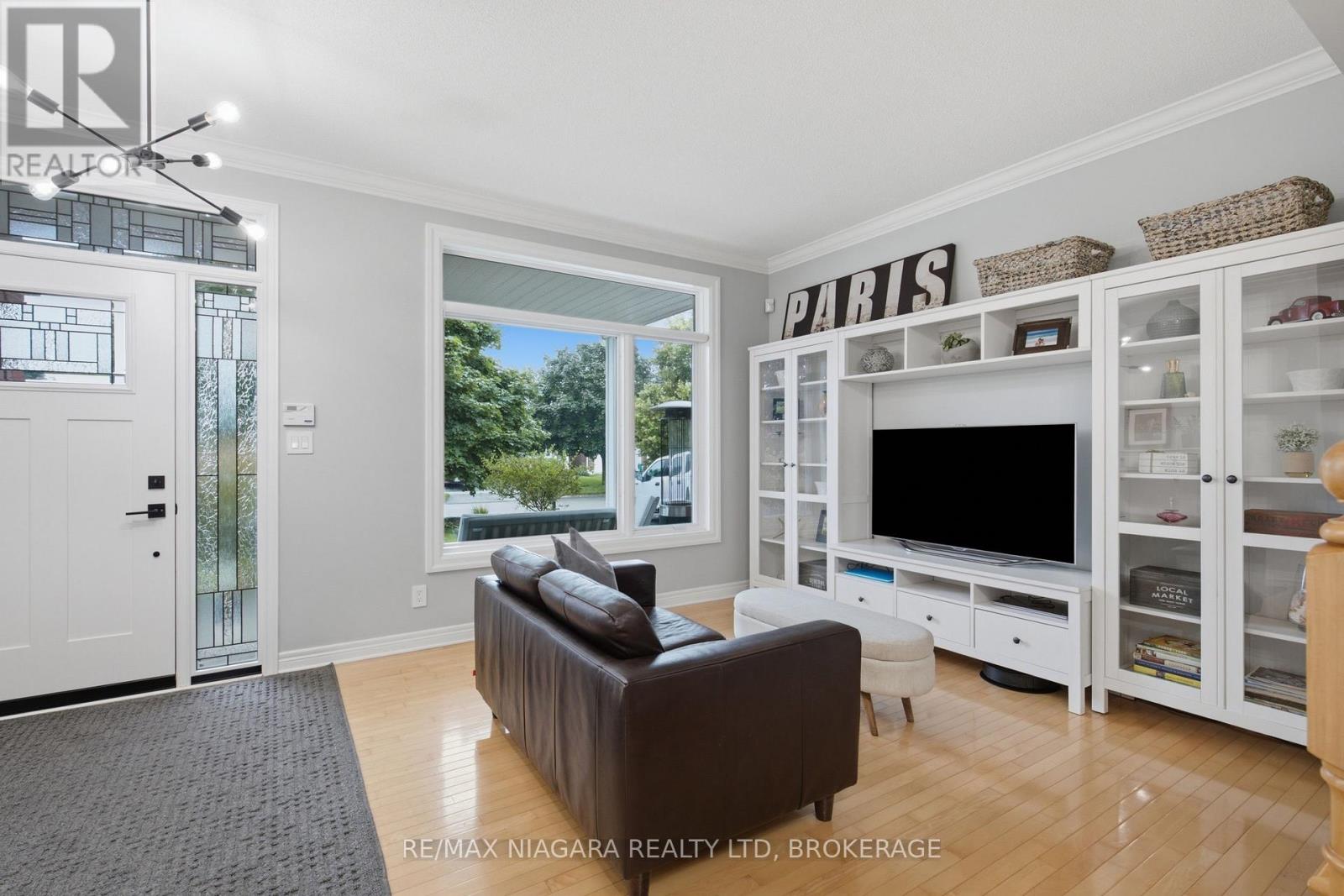 15 Cozocar Crescent Property Photo 34