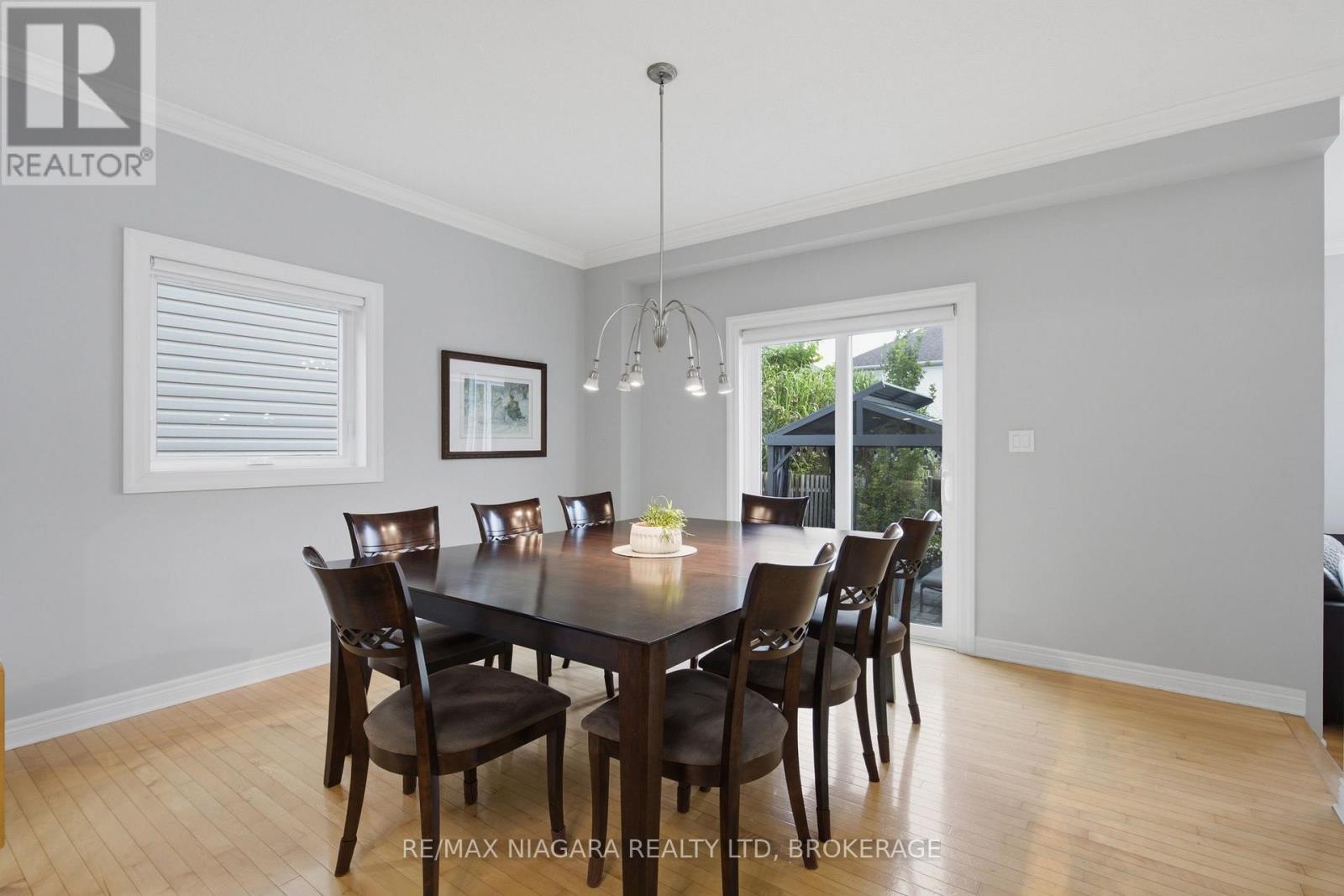 15 Cozocar Crescent Property Photo 39