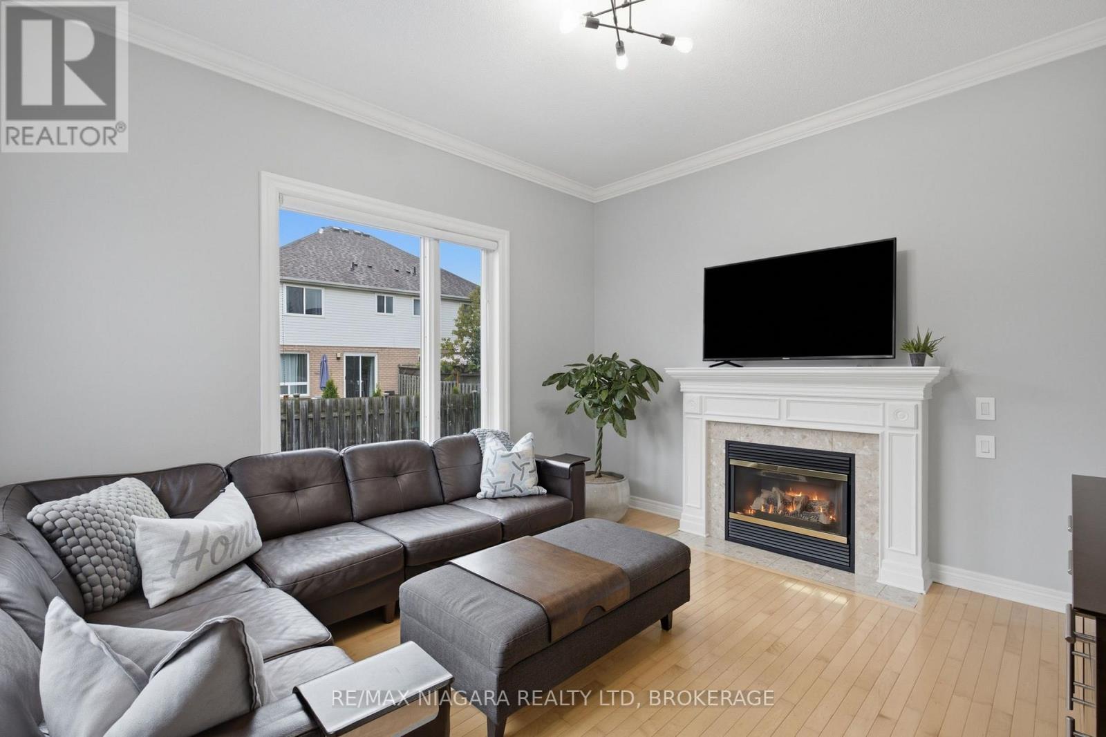 15 Cozocar Crescent Property Photo 46
