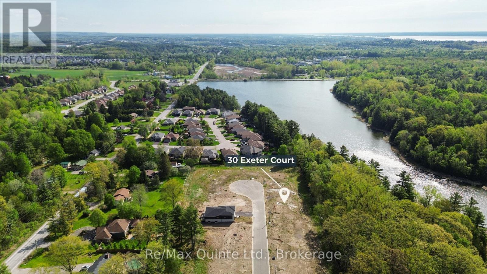 30 Exeter Court Property Photo 5