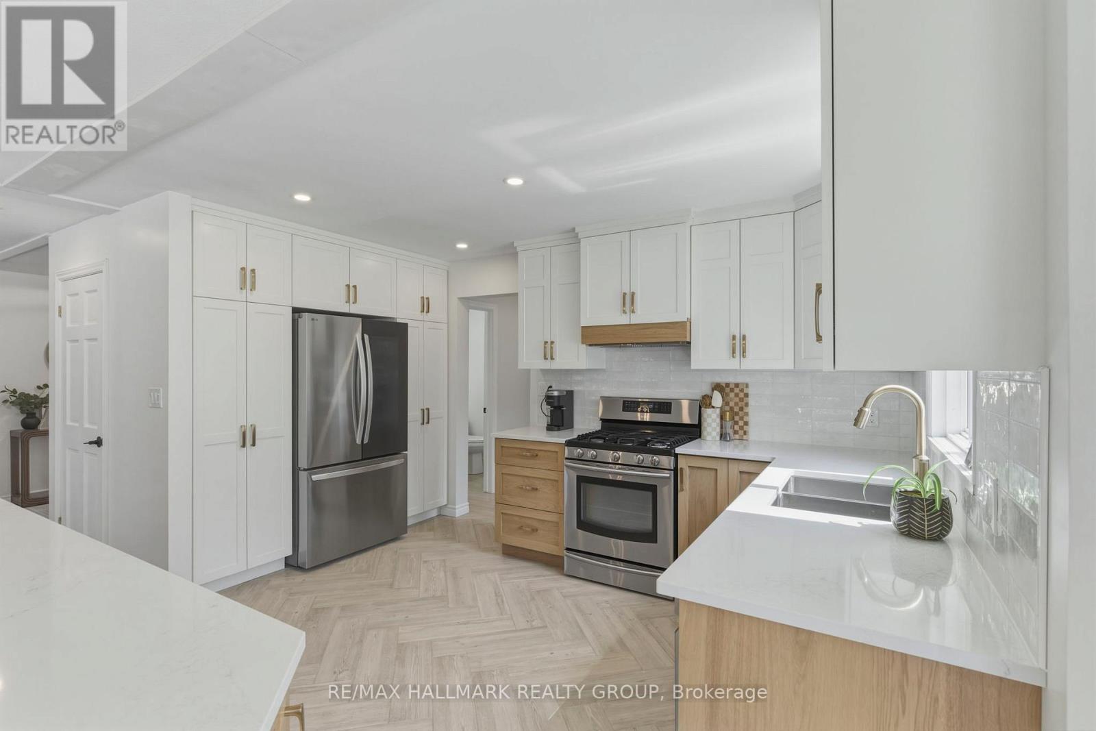 408 Yole Crescent Property Photo 12